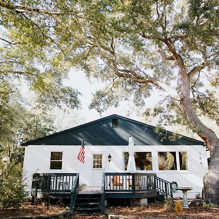 Cottage By The Sea: Pagnotto Shellback House Остров Оук Экстерьер фото